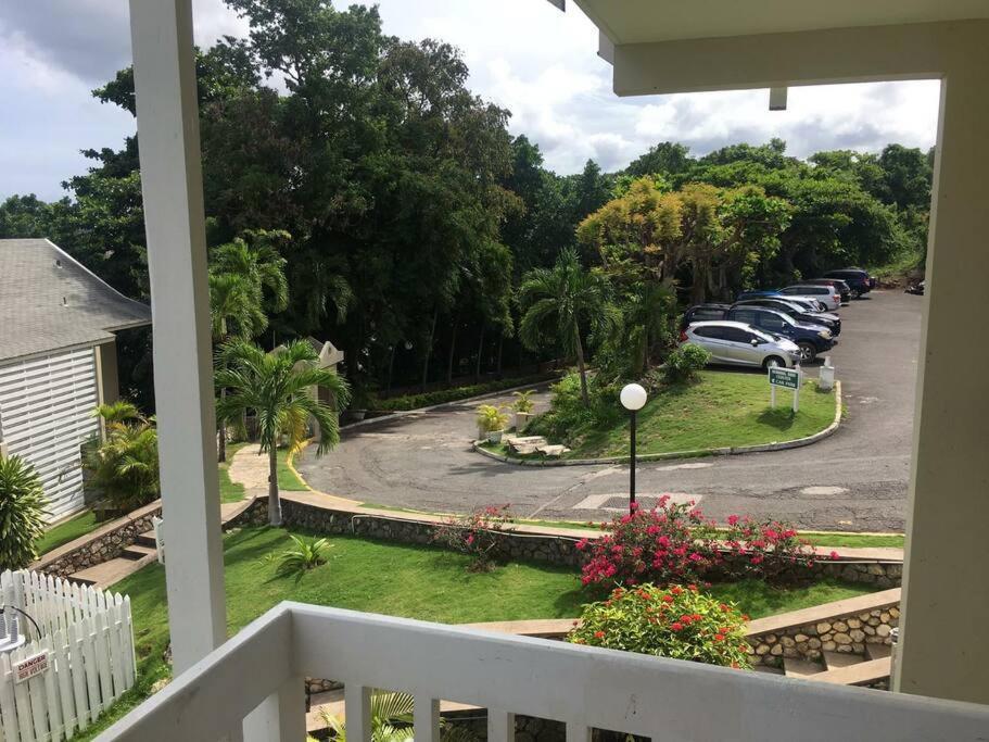 Ocho Rios 2 Bedroom Apartment/Flat Zewnętrze zdjęcie